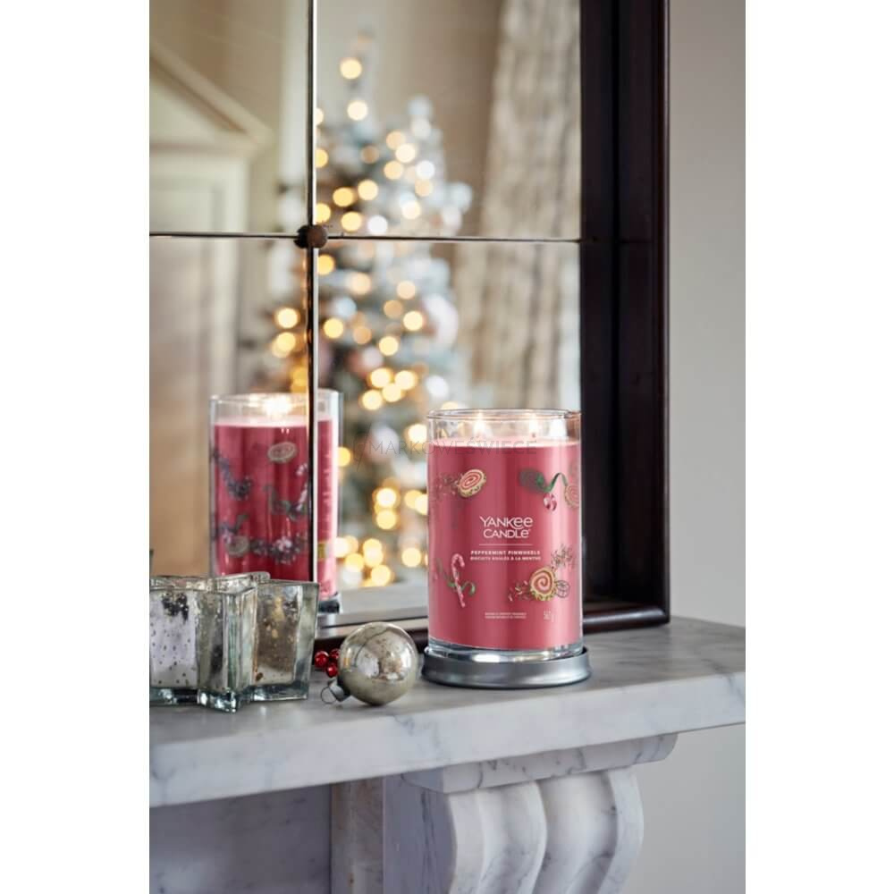 Yankee Candle Signature Peppermint Pinwheels Świeca Tumbler 567g