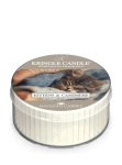 Kringle Candle Kittens & Cashmere Świeczka Daylight 42g