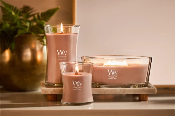 WoodWick Patchouli Crème Średnia Świeca 275g