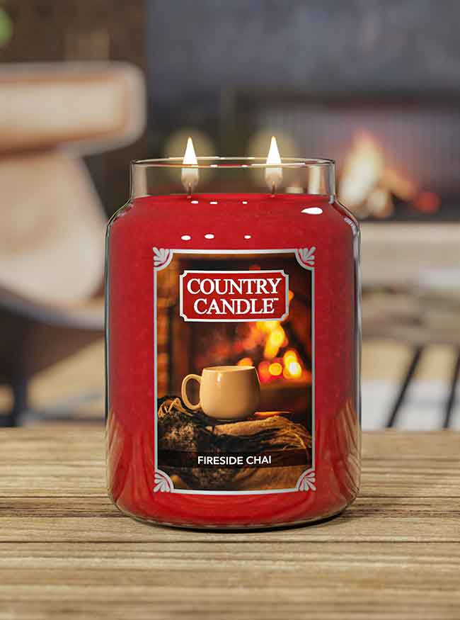 Country Candle Fireside Chai Duża Świeca Zapachowa 652g