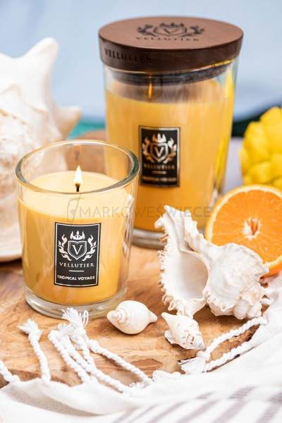 Vellutier Tropical Voyage Średnia Świeca Zapachowa 225g
