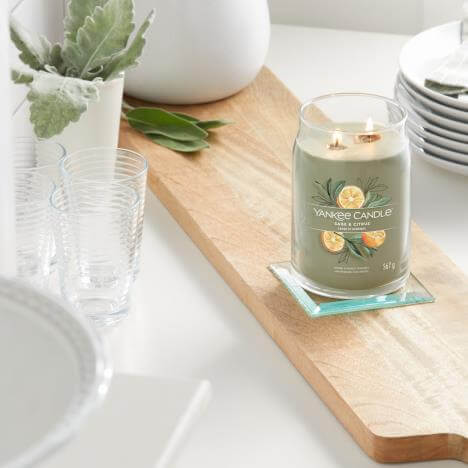 Yankee Candle Sage & Citrus Signature Duża Świeca 567g