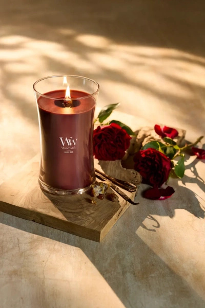 WoodWick Rouge Oud Duża Świeca Core 609,5g
