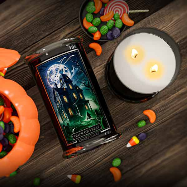 Kringle Candle Trick Or Treat Duża Świeca Zapachowa 624g