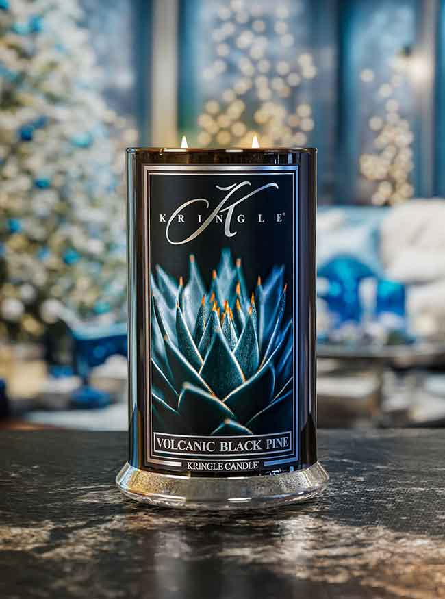 Kringle Candle Reserve Volcanic Black Pine Duża Świeca Zapachowa 624g
