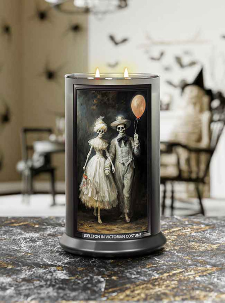 Kringle Candle Skeleton in Victorian Costume Duża Świeca Zapachowa 624g