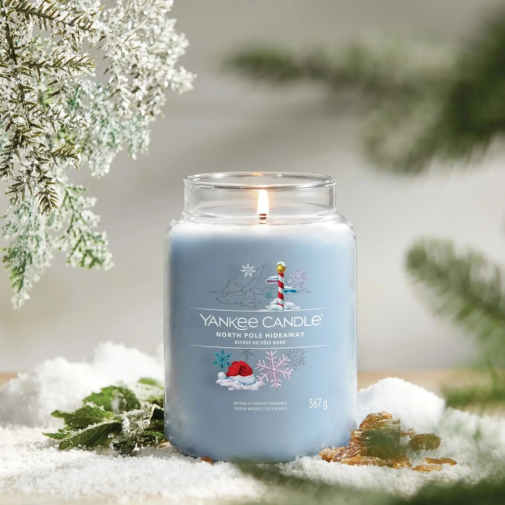 Yankee Candle North Pole Hideaway Signature Duża Świeca 567g