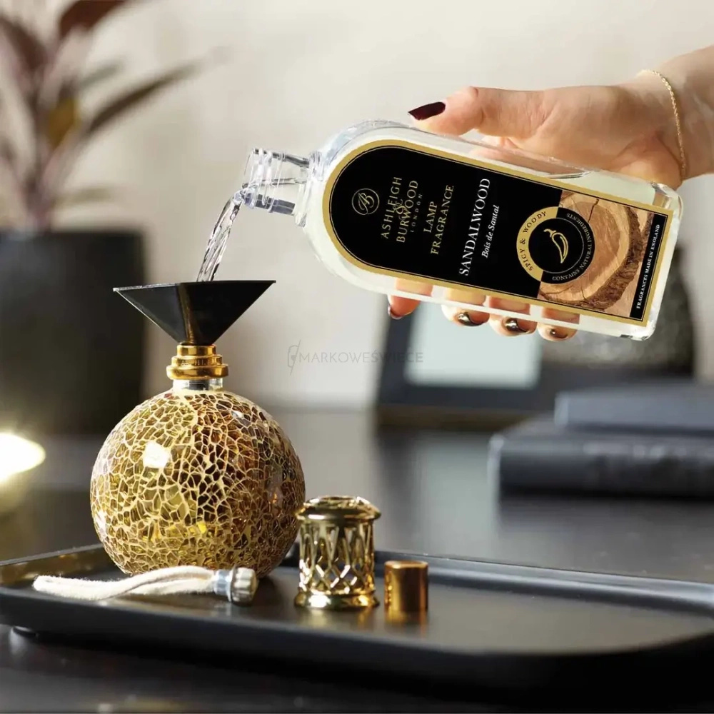Ashleigh & Burwood Wkład do Lampy Zapachowej Sandalwood 250ml