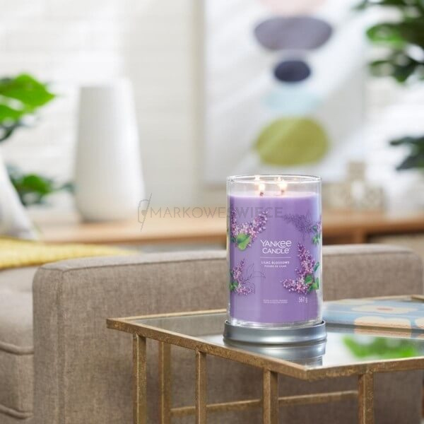 Yankee Candle Lilac Blossoms Tumbler Duża Świeca 567g