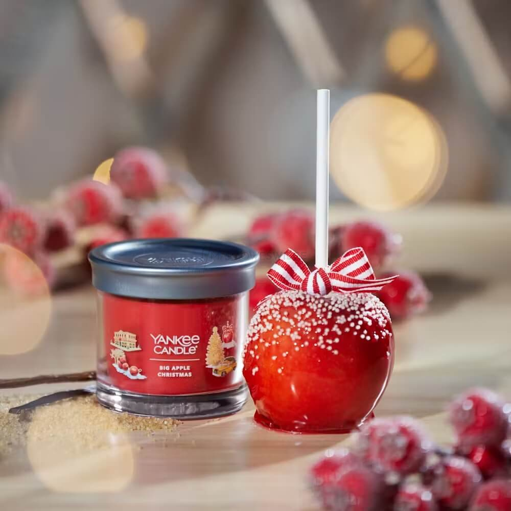 Yankee Candle Big Apple Christmas Mała Świeca 122g