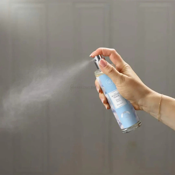Ashleigh & Burwood  Fresh Linen Room Spray Odświeżacz Powietrza 100 ml