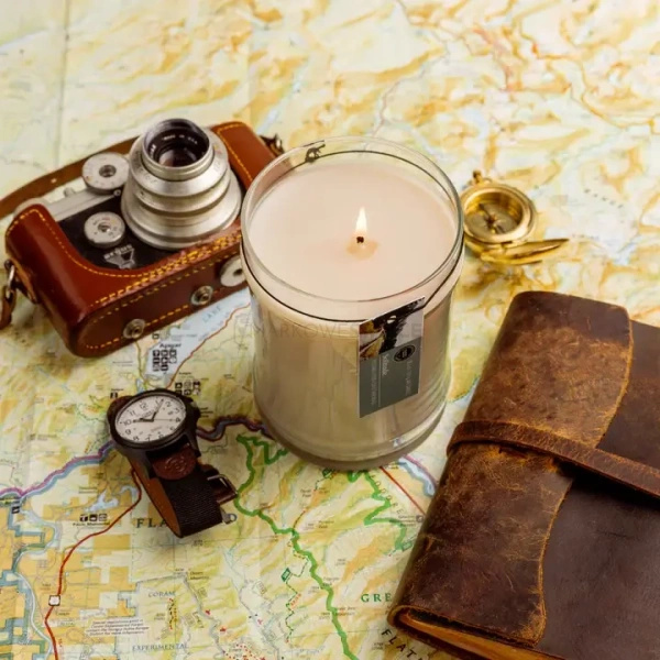 Bridgewater Candle Solitude Świeca Zapachowa 524g