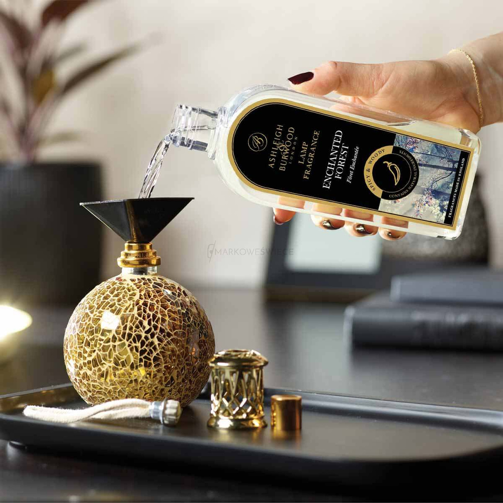 Ashleigh & Burwood Wkład do Lampy Zapachowej Enchanted Forest 250ml