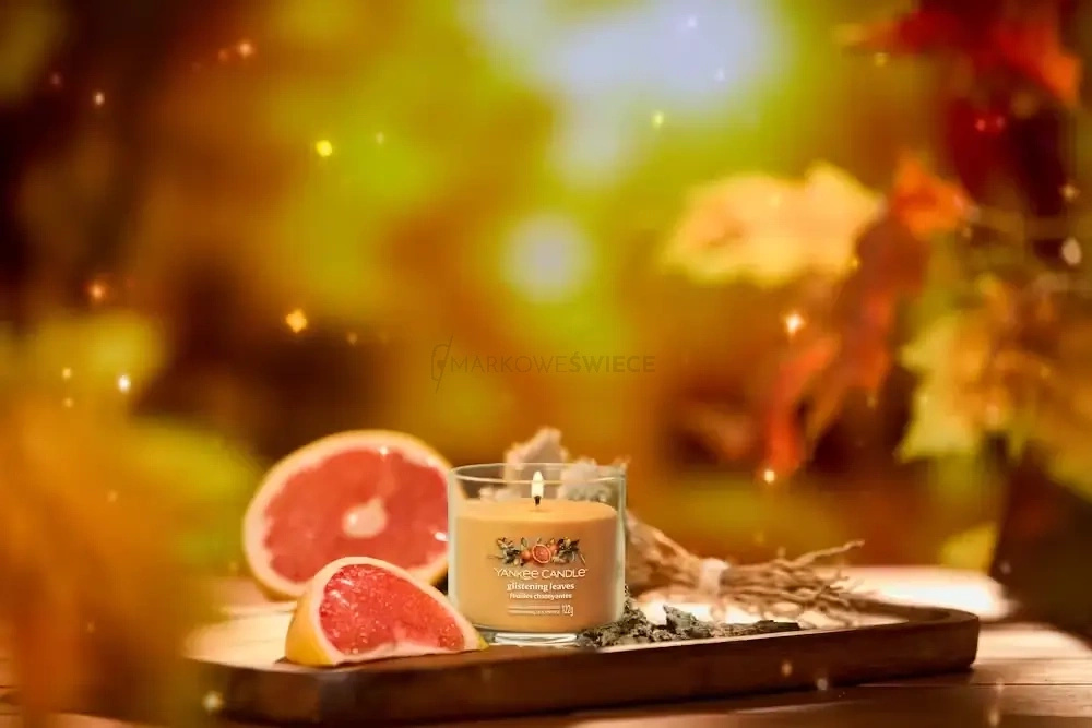 Yankee Candle Glistening Leaves Mała Świeca Zapachowa 122g