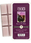 Bridgewater Candle Kiss In The Rain Wosk zapachowy 73g