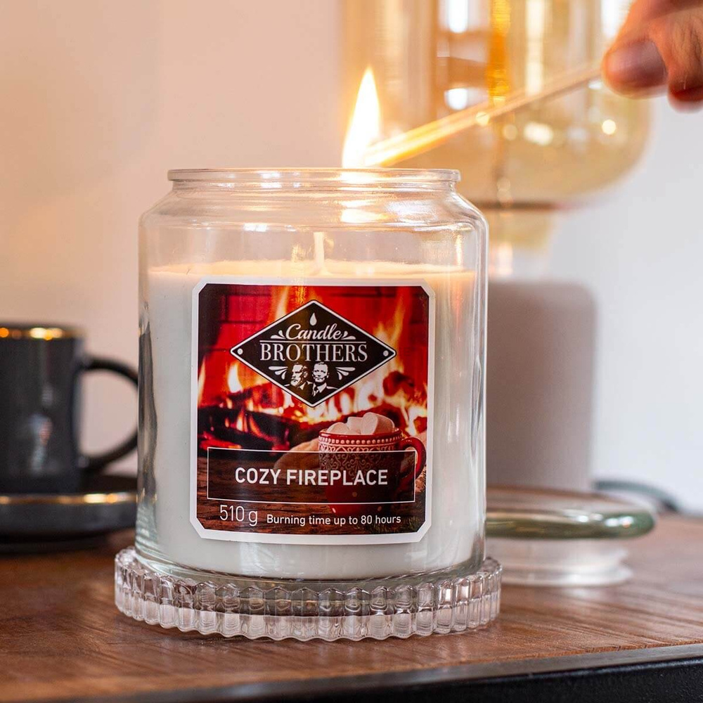 Candle Brothers Cozy Fireplace Duża Świeca Zapachowa 510g