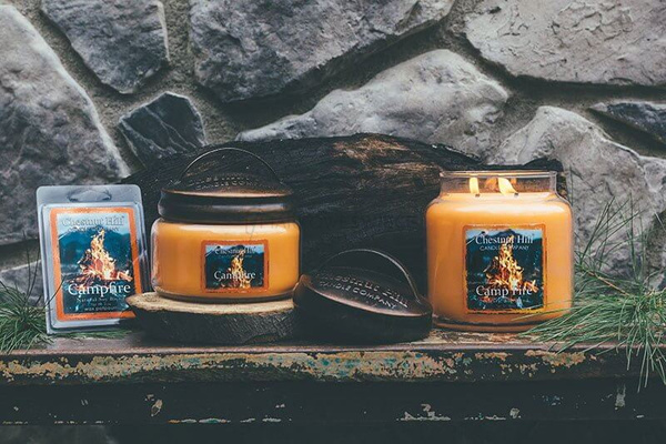Chestnut Hill Campfire Świeca Zapachowa 510g