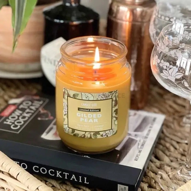 Candle-Lite Gilded Pear Duża Świeca Zapachowa 510g
