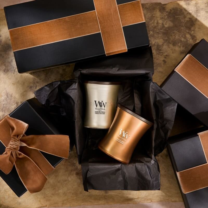 WoodWick Volcanic Orris Średnia Świeca 275g