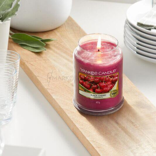 Yankee Candle Black Cherry Duża Świeca Zapachowa 623g