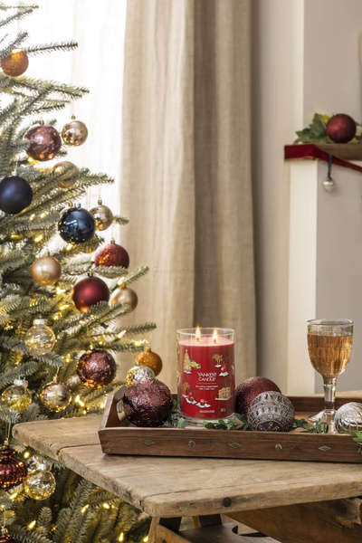 Yankee Candle Big Apple Christmas Tumbler Duża Świeca 567g