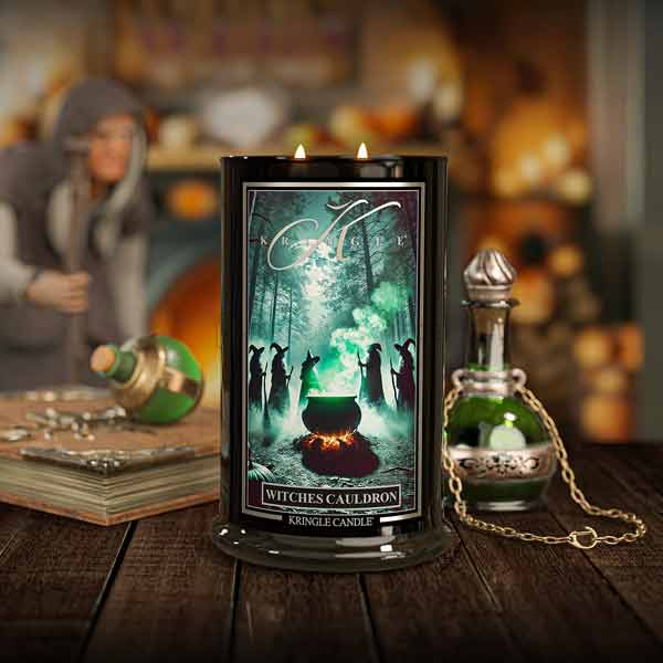 Kringle Candle Witches Cauldron Duża Świeca Zapachowa 624g