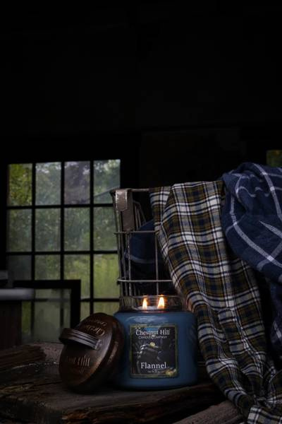 Chestnut Hill Flannel Świeca Zapachowa 510g