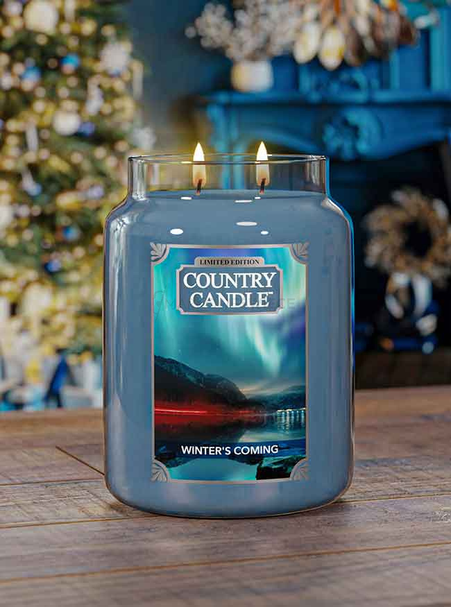 Country Candle Winter's Coming Duża Świeca Zapachowa 652g