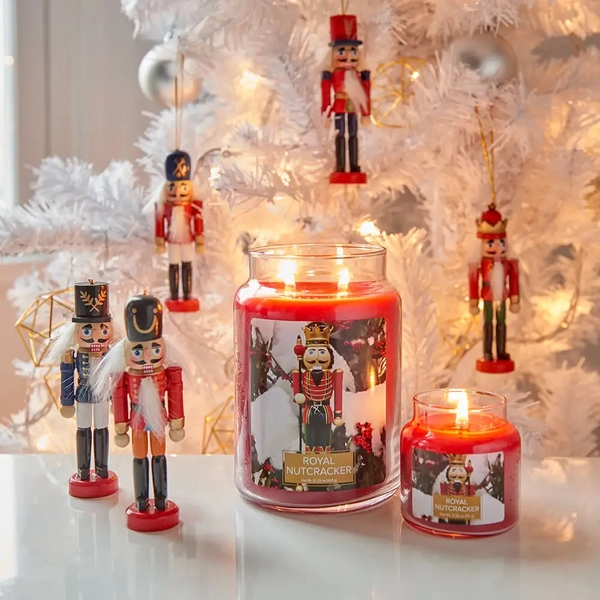 Village Candle Royal Nutcracker Duża Świeca Zapachowa 602g