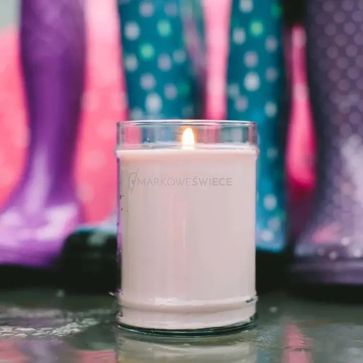 Bridgewater Candle Kiss in the Rain Świeca Zapachowa 524g