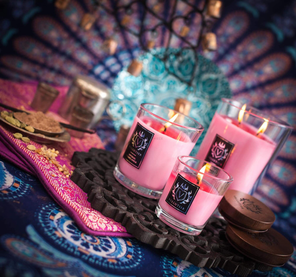 Vellutier Imperial Casablanca Duża Świeca Zapachowa 515g 